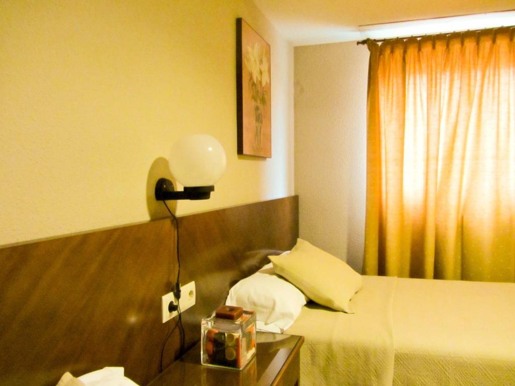 Hotel Avenida Рекена Номер фото